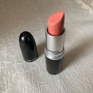 MAC Matte Lipstick in Kinda Sexy